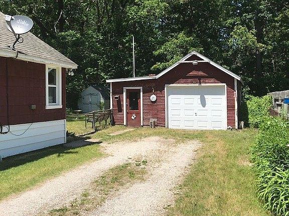5th image of 2272 Marvin Ave