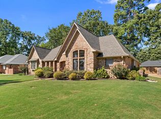 6005 Stoneridge Dr, Texarkana, TX 75503