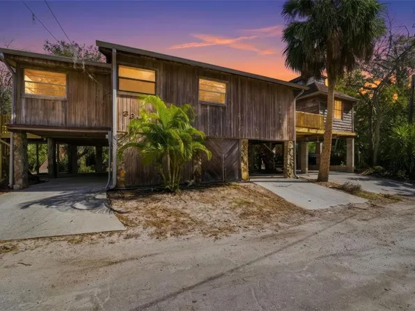 3315 Elfers Pkwy, New Port Richey, FL 34655