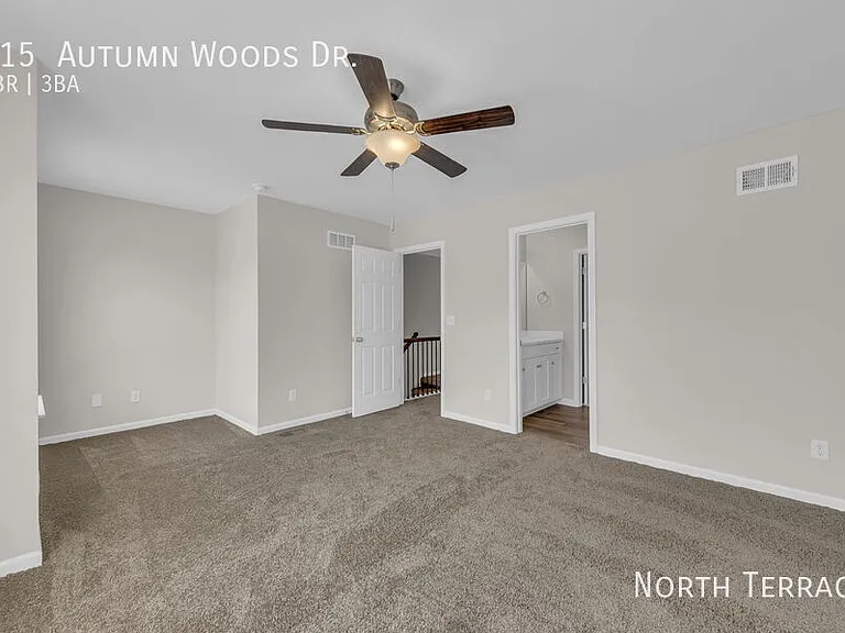 215 Autumn Woods Dr — Photo 8