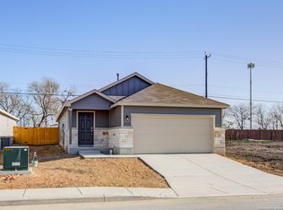 12522 Mildred Gdn, Von Ormy, TX 78073
