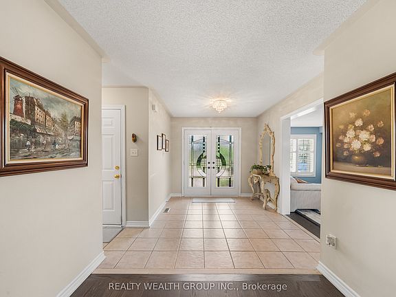 4th image of 32 Reynolds Ln