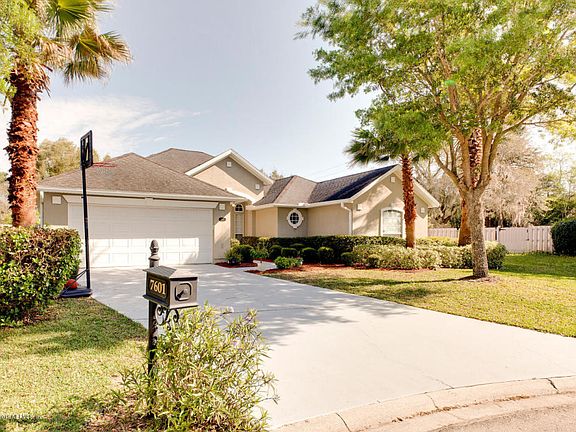 4th image of 7601 Crosstree Ln