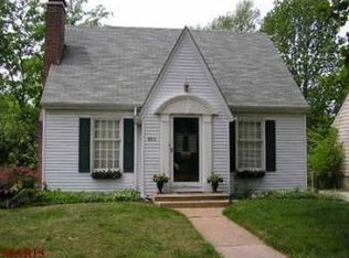 811 Simmons Ave, Saint Louis, MO 63122
