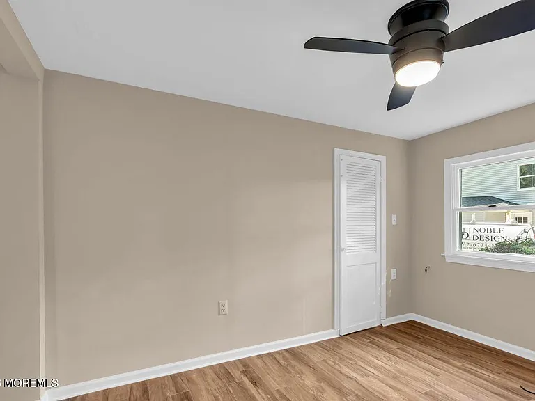 18 Maple Ave #B — Photo 9