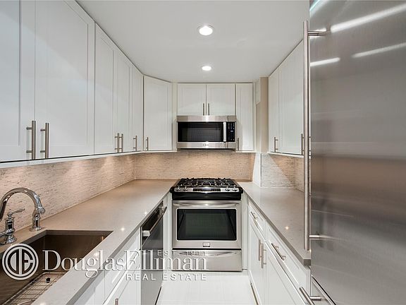 2nd image of 382 Central Park W APT 7Y