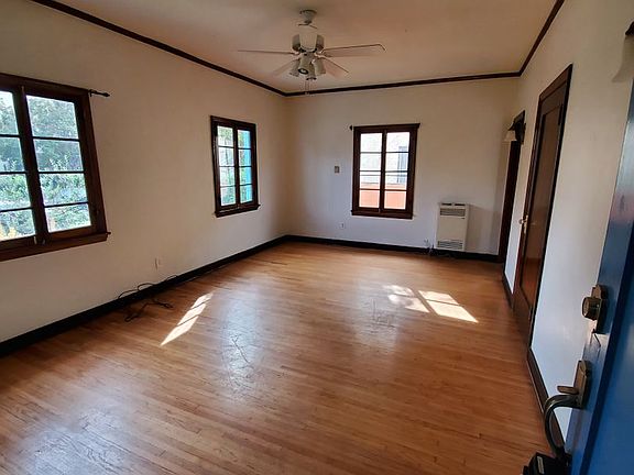 2nd image of 1125 N New Hampshire Ave APT 1