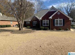 109 Victoria Ave, Trussville, AL 35173