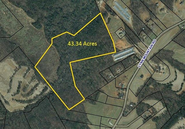2nd image of 3148 Lynn Mountain Rd