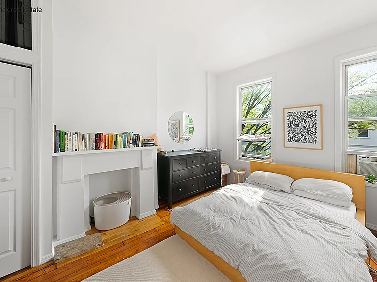 273 Bleecker St #2 — Photo 9