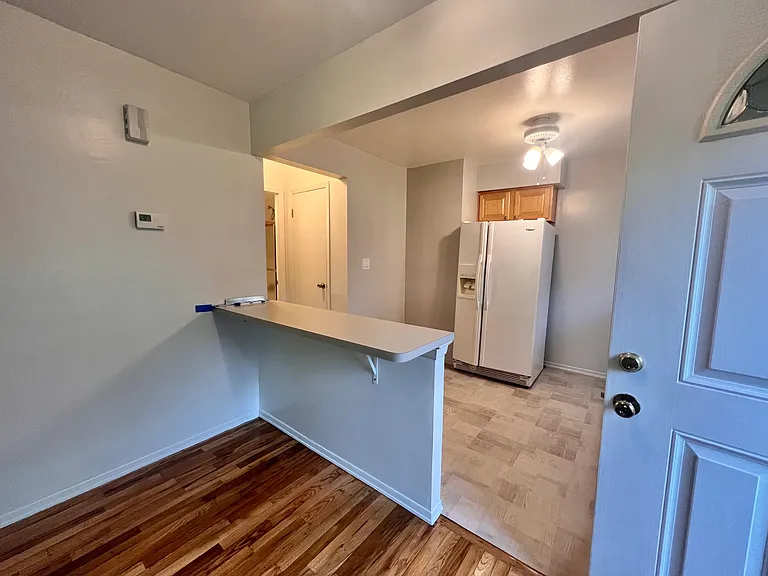 18-23 Clintonville St #1 — Photo 15