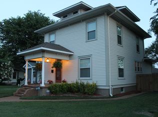 308 E 5th St, Metropolis, IL 62960