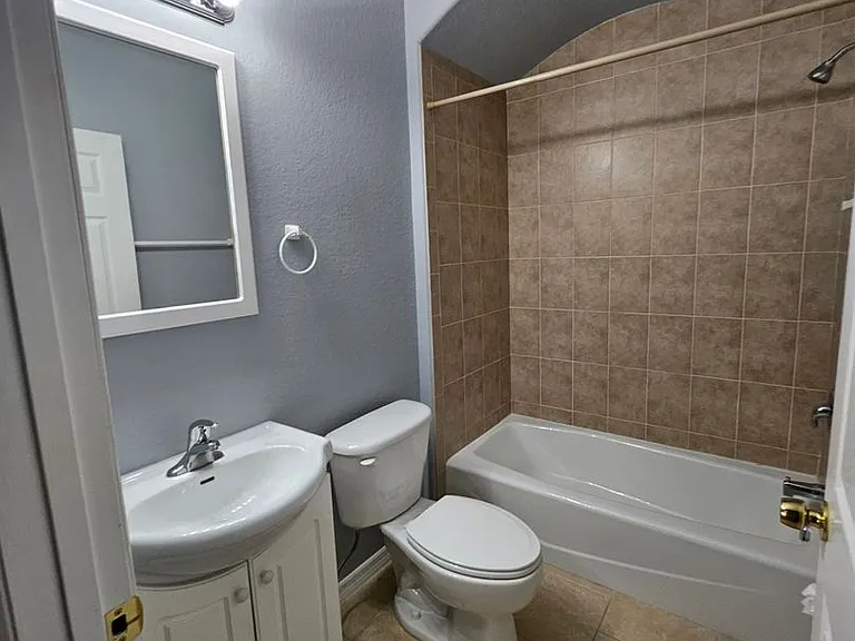 22 Donlon Dr #A — Photo 14