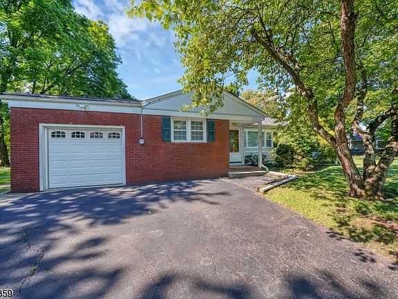 2nd image of 59 Dreahook Rd