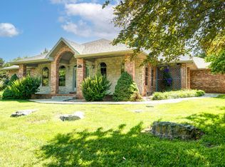 746 S Moppin Hollow Ln, Nixa, MO 65714