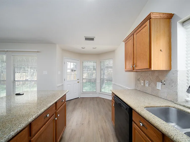 18 Painted Canyon Pl — Photo 8