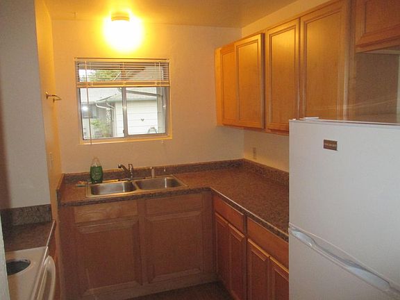 5th image of 8420 Lawndale Ave SW