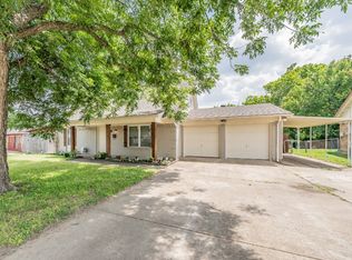 210 E Kenwood Dr, Garland, TX 75041