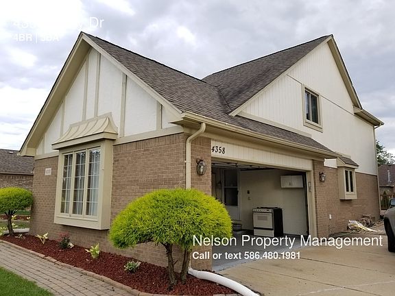 2nd image of 4358 Curry Dr