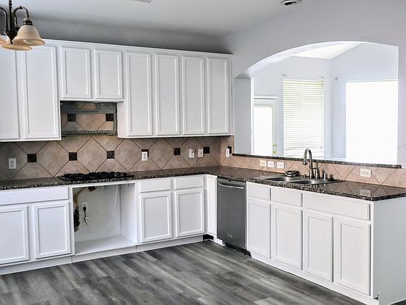 4th image of 1015 Mont Cascades Dr