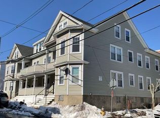 17-23 Palmer St, Salem, MA 01970