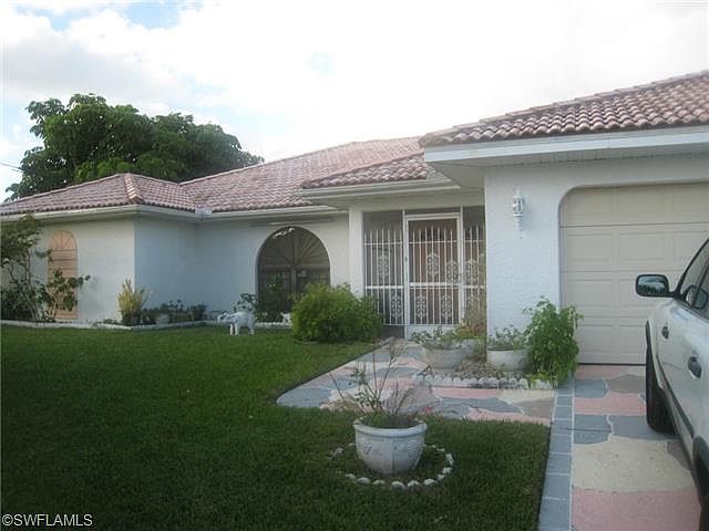 1st image of 1501 SE 21st Ln