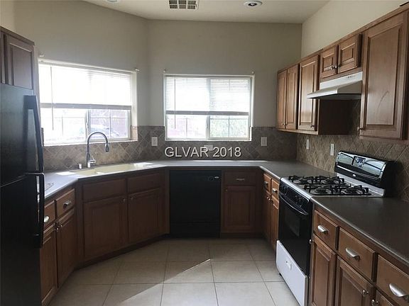 3rd image of 1688 Crow Creek Ave