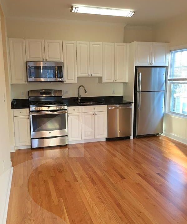 1st image of 65 Langdon St APT 5