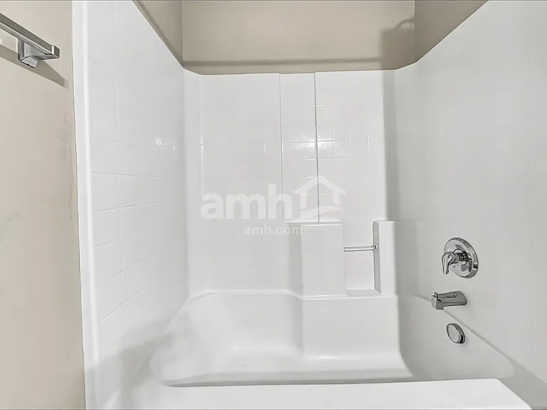 2053 Leefield Dr — Photo 14