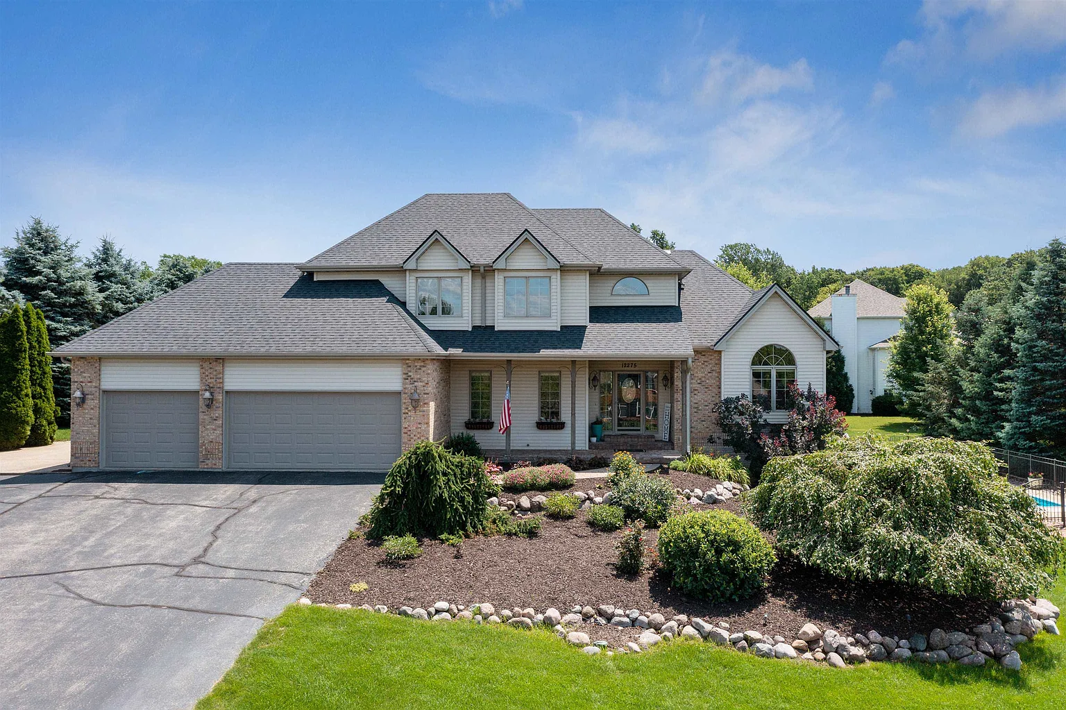 12275 Dunham Dr photo 1