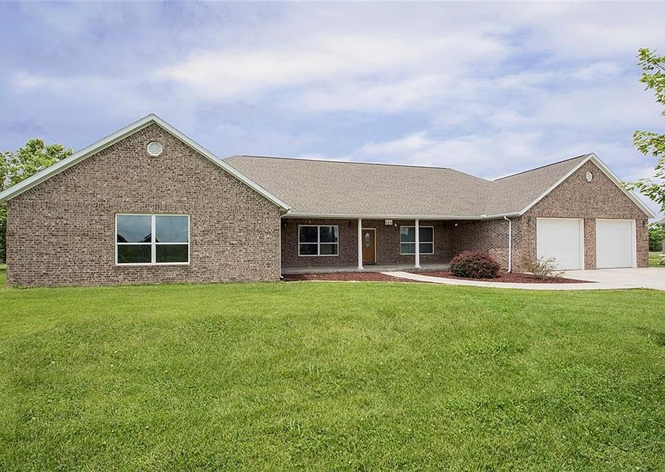 1st image of 515 Meadowlark Dr