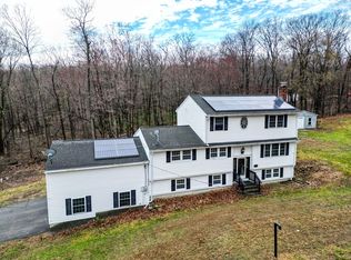 106 Barker Hill Rd, Townsend, MA 01469