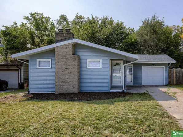 4324 N 55th St, Omaha, NE 68104