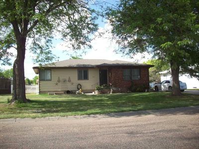 816 W 10th St, Goodland, KS, 67735