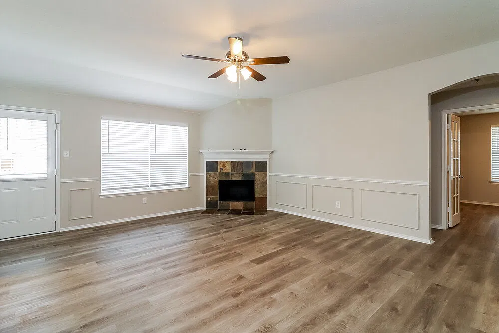 3 bed, 2.0 bath, 1608 sqft, $2,250 — Photo 4