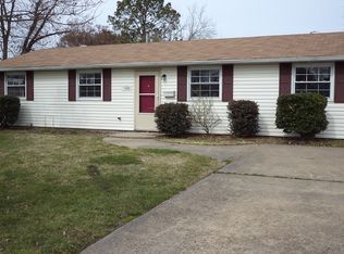 1905 Seward Dr, Hampton, VA 23663