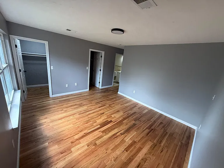 31 Bragaw Ave #TF — Photo 7