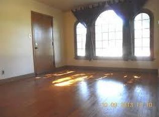 7902 W Center St, Milwaukee, WI 53222
