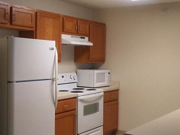 4th image of 320 La Salle St APT 309