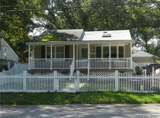 56 Harvard St, Islip, NY 11751