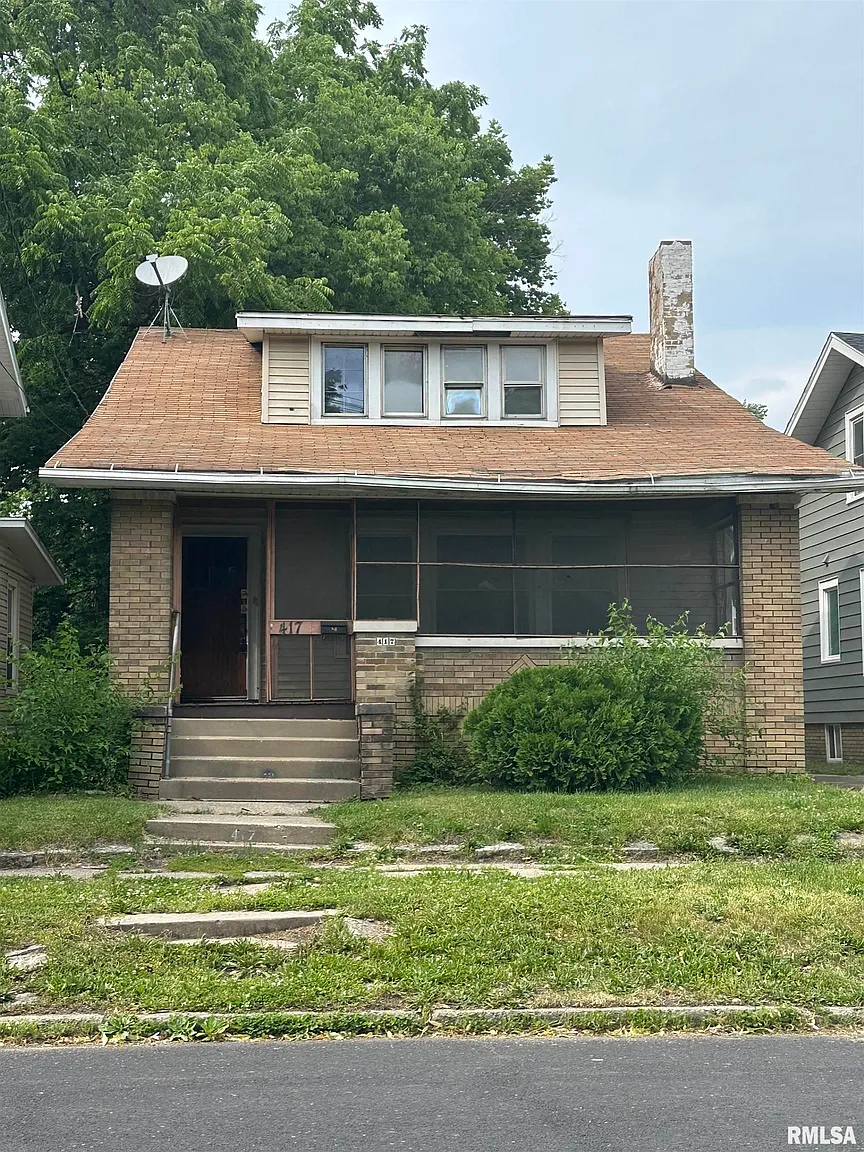 417 E Arcadia Ave photo 1