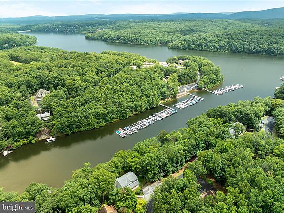 5th image of 122 Dogwood Dr