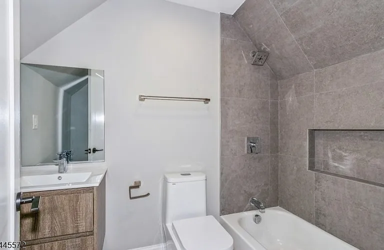 532 Cumberland St — Photo 3