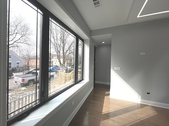 2nd image of 3031 S Christiana Ave
