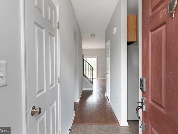 4th image of 108 Heather Stone Way #42