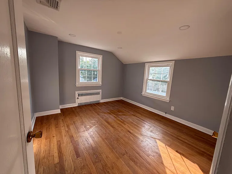2261 Mountain Ave — Photo 13