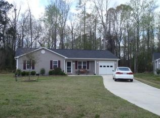 117 Pear Tree Ln, Richlands, NC 28574