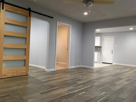 5th image of 13447 Shahan Dr