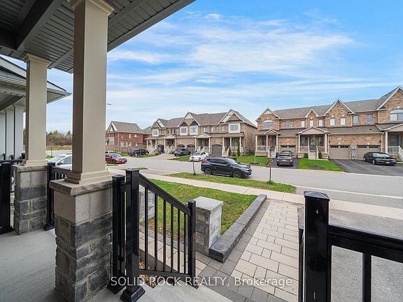 4th image of 22 Tait Cres