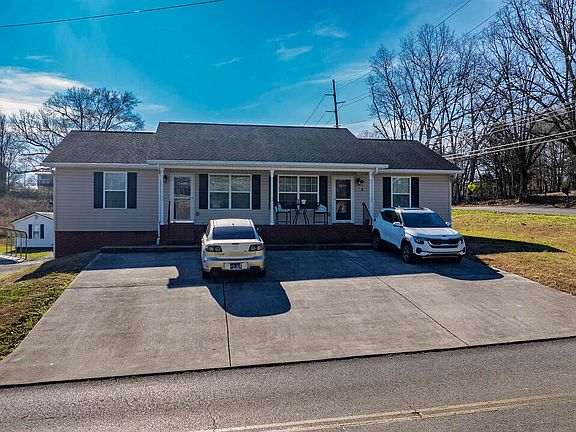 4th image of 2402/2398 Rodney Dr SE